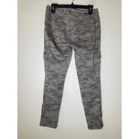 Level 99 Green Camo Cargo Skinny Jeans with Ankle Zip Sz 28 - Picture 2 of 2